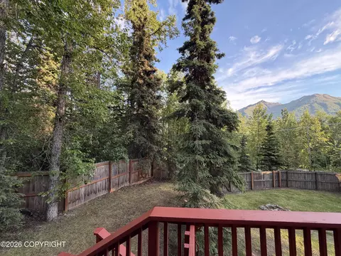 Exterior - 22909 Eagle River Rd, Eagle River, AK 99577 photo 10 of 17
