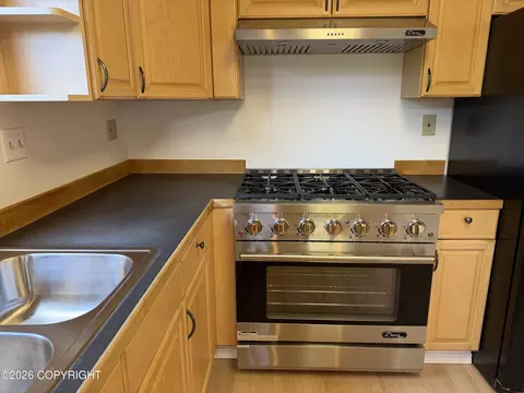 Kitchen - 22909 Eagle River Rd, Eagle River, AK 99577 photo 1 of 5