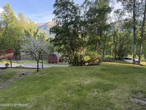Exterior - 22909 Eagle River Rd, Eagle River, AK 99577 photo 4 of 17