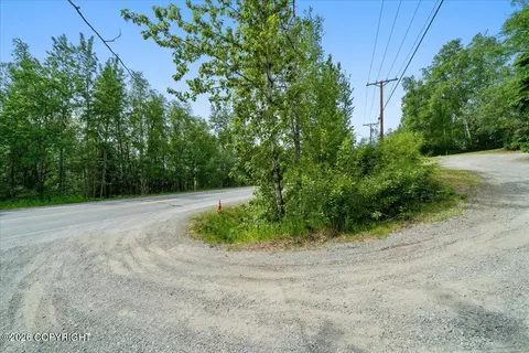 Exterior - 22909 Eagle River Rd, Eagle River, AK 99577 photo 6 of 16
