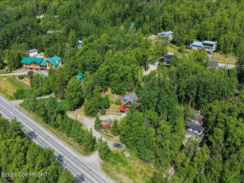 View/Area - 22909 Eagle River Rd, Eagle River, AK 99577 photo 6 of 9