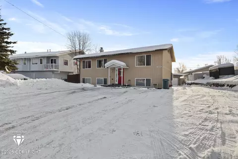 6600 Donna Dr, Anchorage, AK 99504