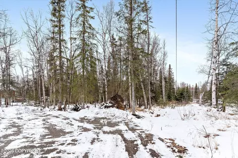 L2 Totem Road, Anchorage, AK 99516