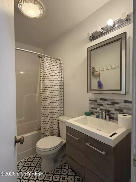 Bath - 1703 Iron Dr, Seward, AK 99664 photo 1 of 2