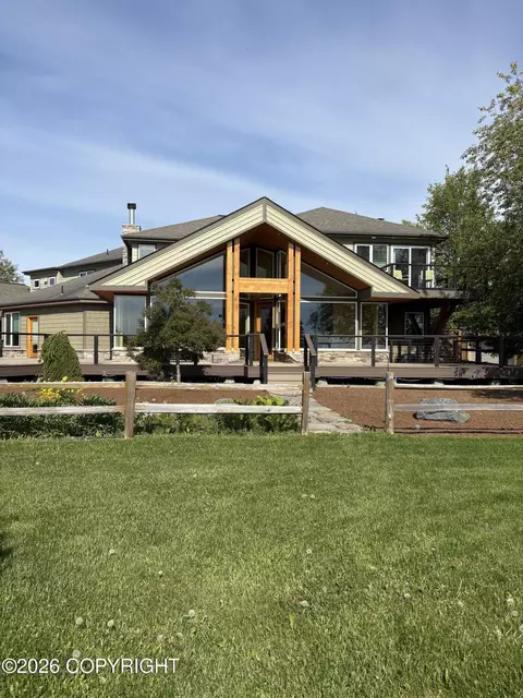 3430 Southbluff Cir, Anchorage, AK 99515