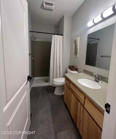Bath - 2701 E Beech Way, Wasilla, AK 99654 photo 2 of 3