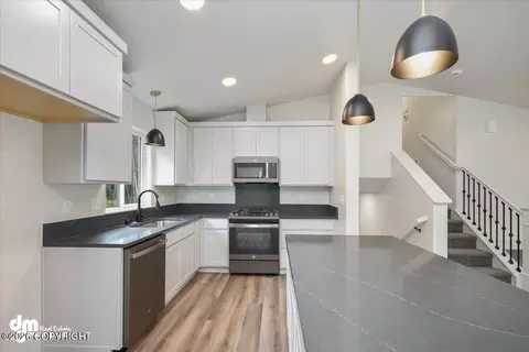 Kitchen - 7755 E Obsidian Loop, Wasilla, AK 99654 photo 1 of 1