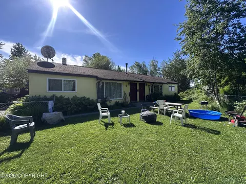 304 Eyak Dr, Anchorage, AK 99501