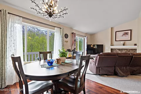 Dining - 21040 Trailhead Ave # 25, Eagle River, AK 99577 photo 1 of 3