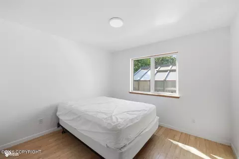 Bedroom - 502 Rangeview Ave, Homer, AK 99603 photo 4 of 7