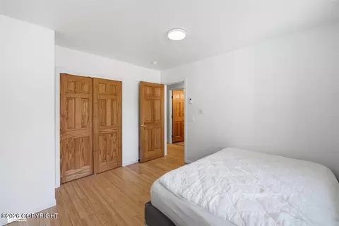Bedroom - 502 Rangeview Ave, Homer, AK 99603 photo 7 of 7