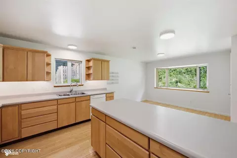 Kitchen - 502 Rangeview Ave, Homer, AK 99603 photo 7 of 7