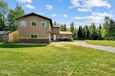 12530 Freitag Cir, Anchorage, AK 99516