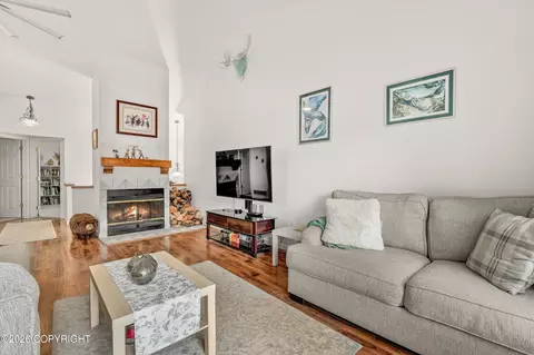 Living - 9309 Hall Cir, Eagle River, AK 99577 photo 3 of 4