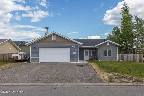 2657 Desert Eagle Loop, North Pole, AK 99705