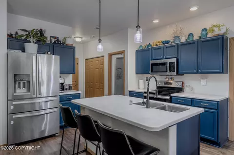 Kitchen - 2657 Desert Eagle Loop, North Pole, AK 99705 photo 3 of 4