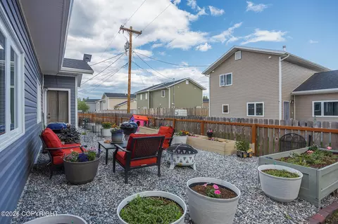 Exterior - 2657 Desert Eagle Loop, North Pole, AK 99705 photo 4 of 7