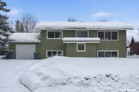 7426 E 20th Ave, Anchorage, AK 99504