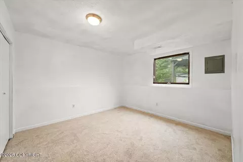 Bedroom - 9628 Balandra Cir, Eagle River, AK 99577 photo 10 of 19