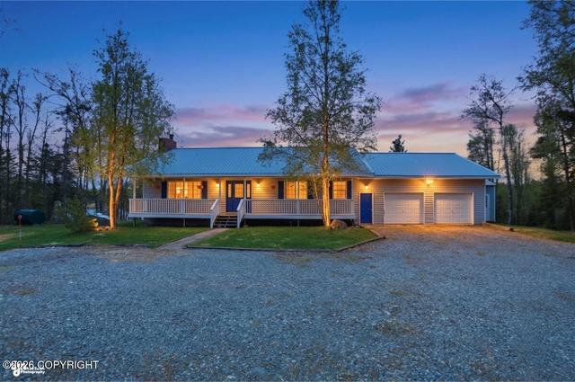 17360 S Guernsey Dr, Wasilla, AK 99654