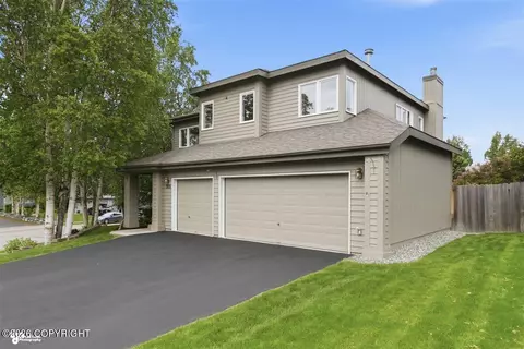 3331 Whiteney Cir, Anchorage, AK 99516