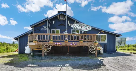 27935 S Oilwell Rd, Trapper Creek, AK 99683