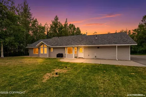 900 W Spruce Ave, Wasilla, AK 99654