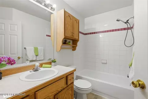 232 E 45th Ave # 28, Anchorage, AK 99503 photo 14