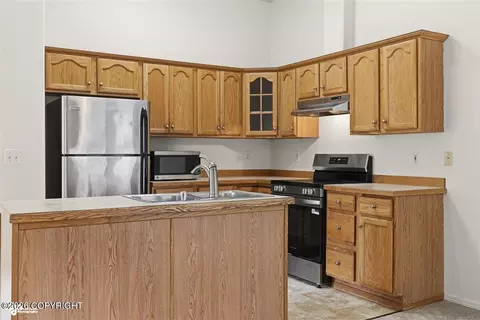 232 E 45th Ave # 28, Anchorage, AK 99503 photo 5