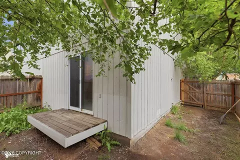 232 E 45th Ave # 28, Anchorage, AK 99503 photo 20