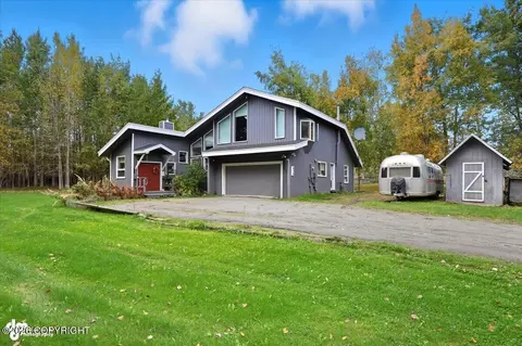 820 N Pat Mar Cir, Palmer, AK 99645
