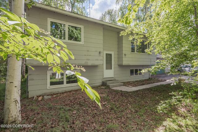 4053 Mallard Way, Fairbanks, AK 99709