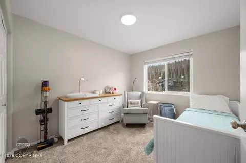 Bedroom - 20310 Glacier Park Cir, Eagle River, AK 99577 photo 4 of 8
