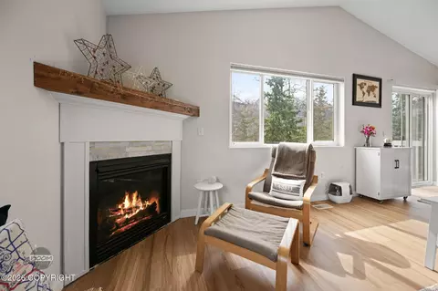 Living - 20310 Glacier Park Cir, Eagle River, AK 99577 photo 3 of 4