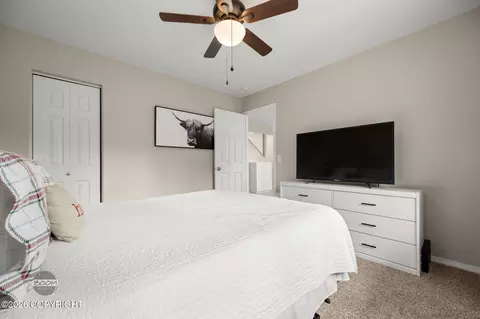 Bedroom - 20310 Glacier Park Cir, Eagle River, AK 99577 photo 7 of 8
