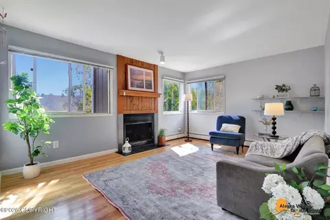 1650 Eastridge Dr #4-204, Anchorage, AK 99501