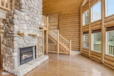 Living - 22339 Elkhorn Cir, Eagle River, AK 99577 photo 6 of 7
