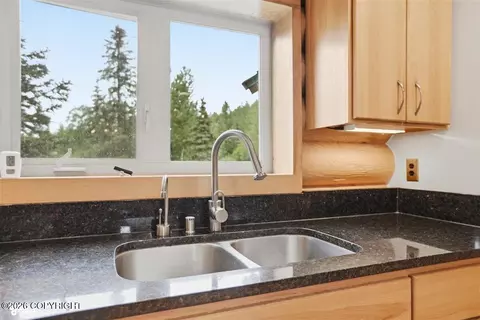 Kitchen - 22339 Elkhorn Cir, Eagle River, AK 99577 photo 2 of 6