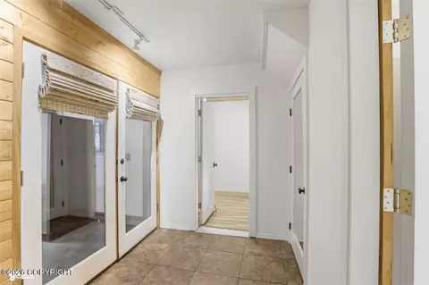 Entry Way - 22339 Elkhorn Cir, Eagle River, AK 99577 photo 9 of 10