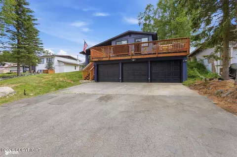 3237 Upland Dr, Anchorage, AK 99504