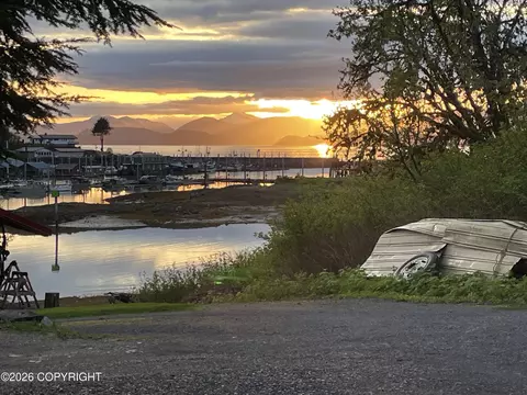 834 Case Ave, Wrangell, AK 99929 photo 10