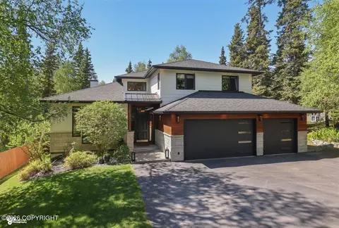 230 Botanical Cir, Anchorage, AK 99515