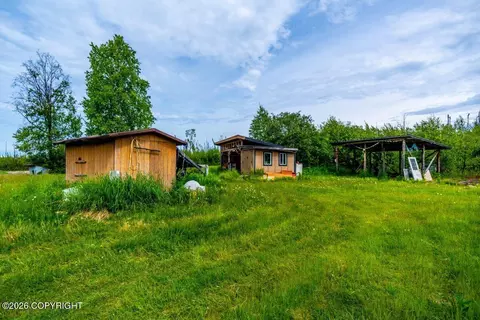 25700 W Long Run Way, Willow, AK 99688
