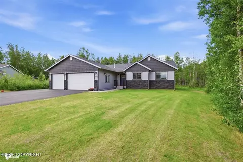 4866 N Bedrock Cir, Wasilla, AK 99654