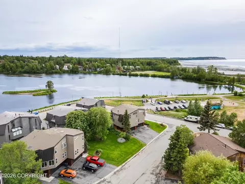 1854 Buccaneer Pl # 2, Anchorage, AK 99501