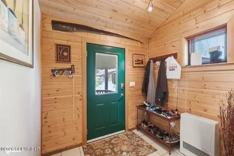 Entry Way - 16389 Easy St, Ninilchik, AK 99639 photo 2 of 5