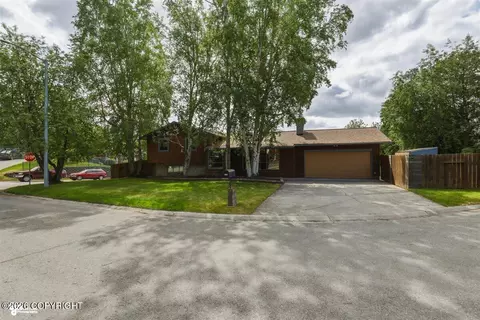 3708 Tree Cir, Anchorage, AK 99502