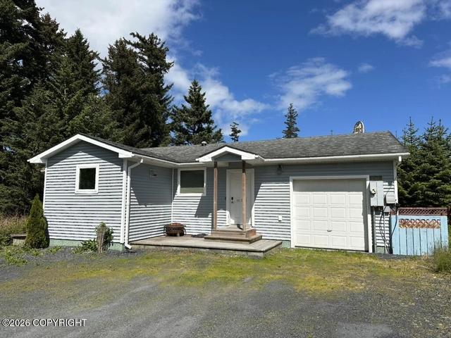 3703 Puffin Cir, Kodiak, AK 99615