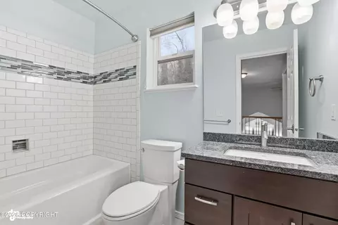Bath - 19407 Trail Bay Dr, Eagle River, AK 99577 photo 8 of 8