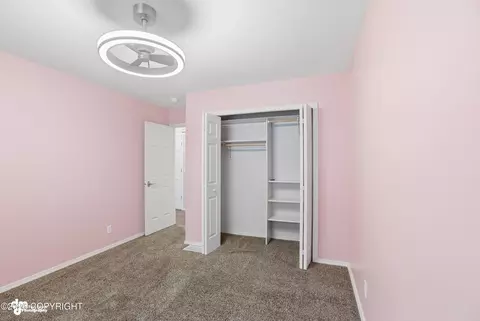 Bedroom - 19407 Trail Bay Dr, Eagle River, AK 99577 photo 6 of 11